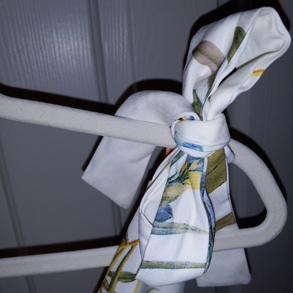 Mini Dress size Medium. - Picture 7 of 7